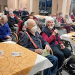 Nagovorila nas je Julka Hrovat.